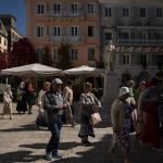 Κέρκυρα: Γιατρός έπιασε από τον λαιμό 20χρονη για μία θέση πάρκινγκ