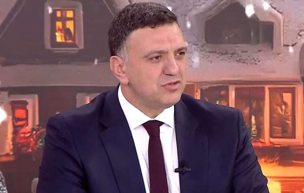 Κικίλιας: Έκτακτη προσέγγιση του “Blue Star” στη Σίφνο για διακομιδή παιδιού – Τι είπε για τις κινητοποιήσεις των αγροτών