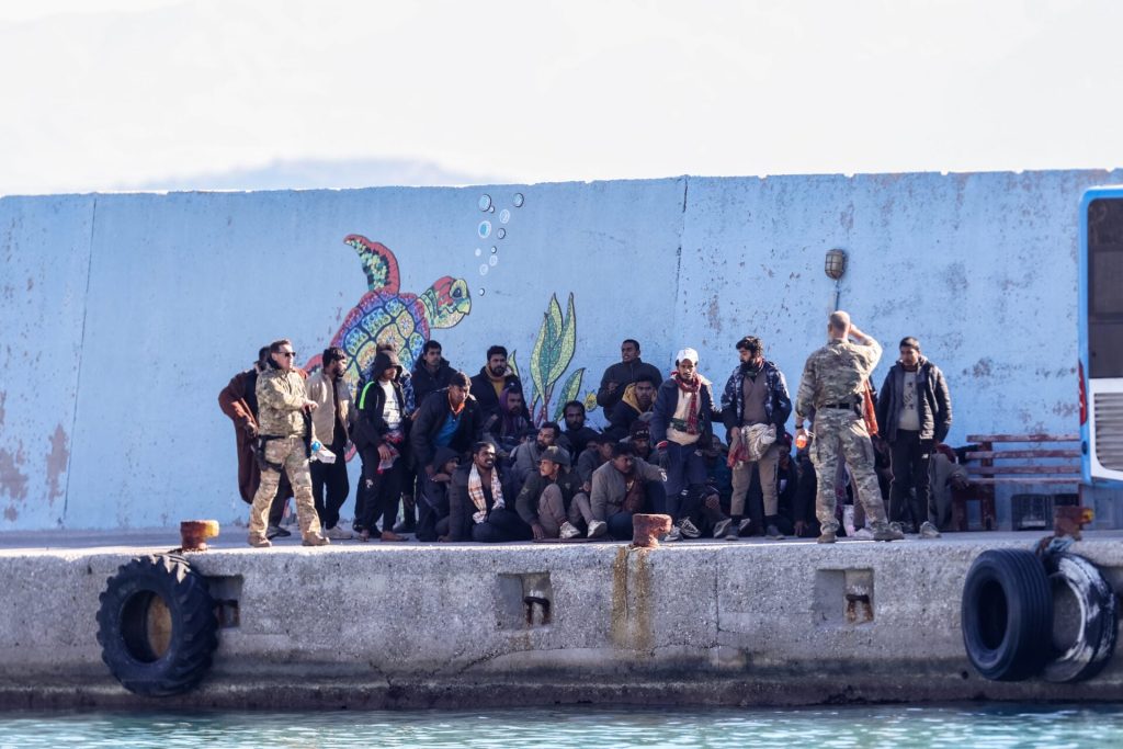 Κρήτη: Πάνω από 600 μετανάστες σε 48 ώρες – «Γονάτισαν» οι δομές φιλοξενίας