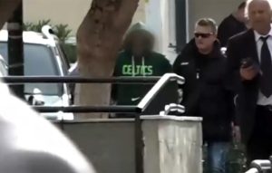 Προφυλακίστηκε ο 29χρονος για το δυστύχημα στη Λούτσα – «Είμαι σε άθλια κατάσταση, δεν μπορώ να καταλάβω πώς έχασα τον έλεγχο του οχήματος»