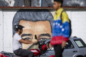 Οι ΗΠΑ σφίγγουν τη θηλιά στη Βενεζουέλα - Πετρέλαιο, αποκλεισμός και απειλές πολέμου