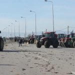 Άνοιξαν το ρεύμα προς Θεσσαλονίκη οι αγρότες του μπλόκου στα διόδια των Μαλγάρων– Κλειστό το ρεύμα προς Αθήνα