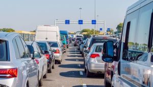 Σκόπια: Ουρές χιλιομέτρων στη Δοϊράνη – Μποτιλιάρισμα εξαιτίας των Ελλήνων αγροτών