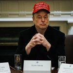 «Οι νόμοι ισχύουν για όλους» - Η απάντηση της Κομισιόν στον Μασκ