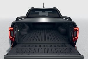 «Ντύνεται» στα μαύρα η δεύτερη γενιά των pick-up Volkswagen Amarok - Profi