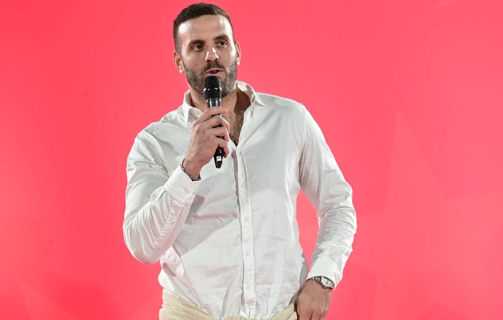 Νίκος Παππάς μετά την επίθεση σε δημοσιογράφο: Λάθος αντίδραση στη δική του δράση-πρόκληση