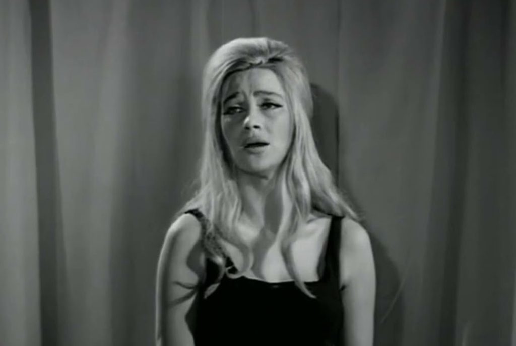 Ντόρα Γιαννακοπούλου: «Έφυγε» η γυναίκα που άφησε το αποτύπωμά της σε θέατρο, τραγούδι και λογοτεχνία