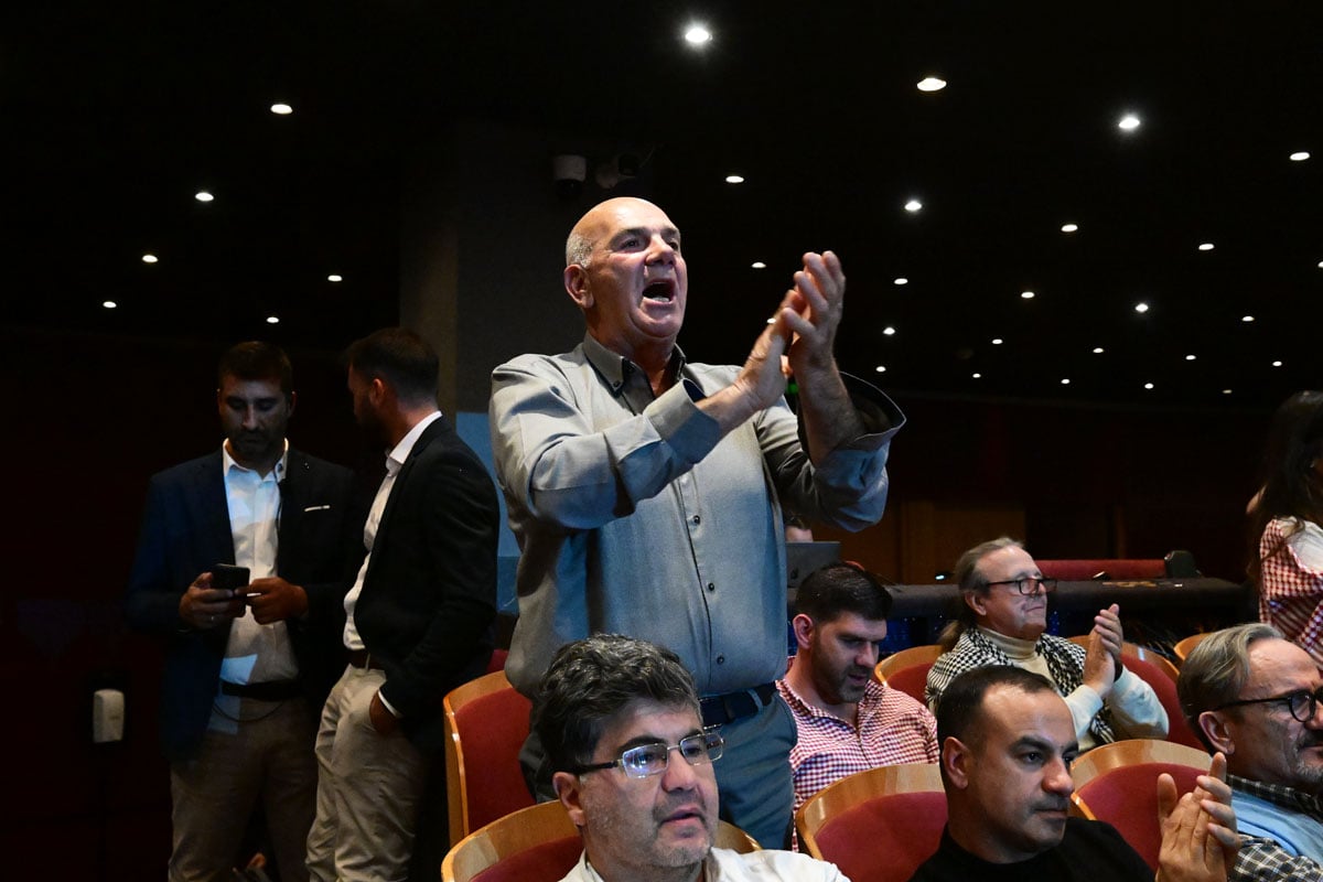 Ενθουσιασμός στην ομιλία Τσίπρα από Γεροβασίλη, Δούρου, Μαντζουράνη