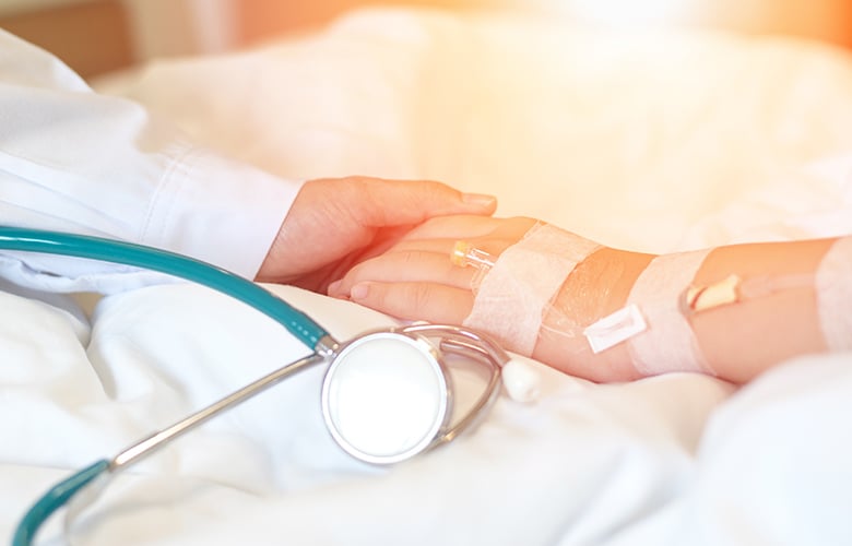 Δεν κινδυνεύει το 3χρονο κοριτσάκι που νοσηλεύεται με εγκεφαλίτιδα μετά από γρίπη