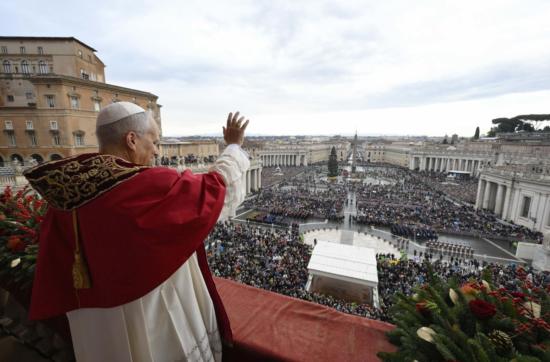 Πάπας Λέων: Μήνυμα ειρήνης στην πρώτη Χριστουγεννιάτικη λειτουργία - Η αναφορά σε Γάζα και Ουκρανία
