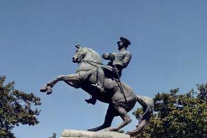 Σαμψούντα: Οπαδοί της Σαμσουνσπόρ «τρέμουν» για το άγαλμα του Κεμάλ λόγω… ΑΕΚ