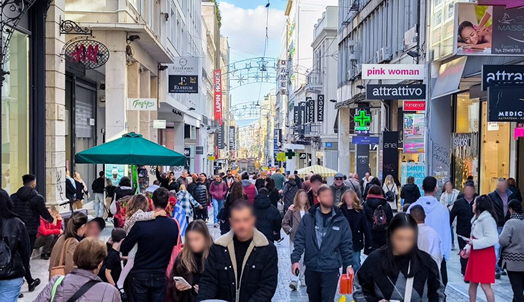 Με ανοιχτά καταστήματα η τελευταία Κυριακή του έτους - Το ωράριο έως την Πρωτοχρονιά