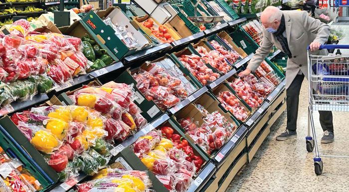 xeperasan-ta-13-dis-evro-oi-poliseis-ton-souper-market-to-2024-280361