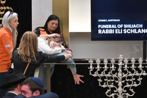 Σίδνεϊ: 59 κατηγορίες σε βάρος του 24χρονου δράστη – Σπαραγμός στις κηδείες των θυμάτων