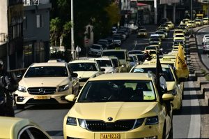 Ταξί: «Χειρόφρενο» για τρίτη ημέρα στην Αττική