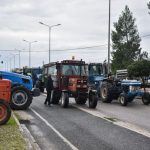 Ούτε ο «Byron» πτοεί τους αγρότες – Πάνω από 6.000 τρακτέρ στους δρόμους όλης της χώρας, πού υπάρχουν μπλόκα