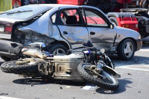 Κολωνός: Νεκρός οδηγός μηχανής μετά από σύγκρουση στη Λένορμαν