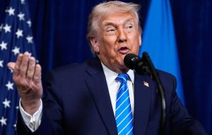 Τραμπ μετά τη συνάντηση με τον Ζελένσκι: «Πλησιάζουμε πολύ κοντά σε μια συμφωνία μεταξύ Ρωσίας και Ουκρανίας»