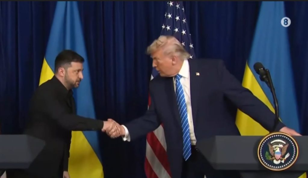 Τραμπ - Ζελένσκι από Φλόριντα: «Όλοι θέλουμε να τελειώσει αυτός ο πόλεμος»