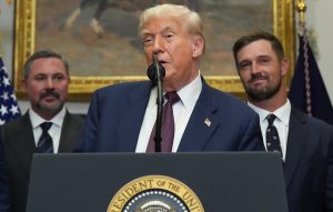 Ο Τραμπ καλεί το Ισραήλ να μην επεμβαίνει στη Συρία