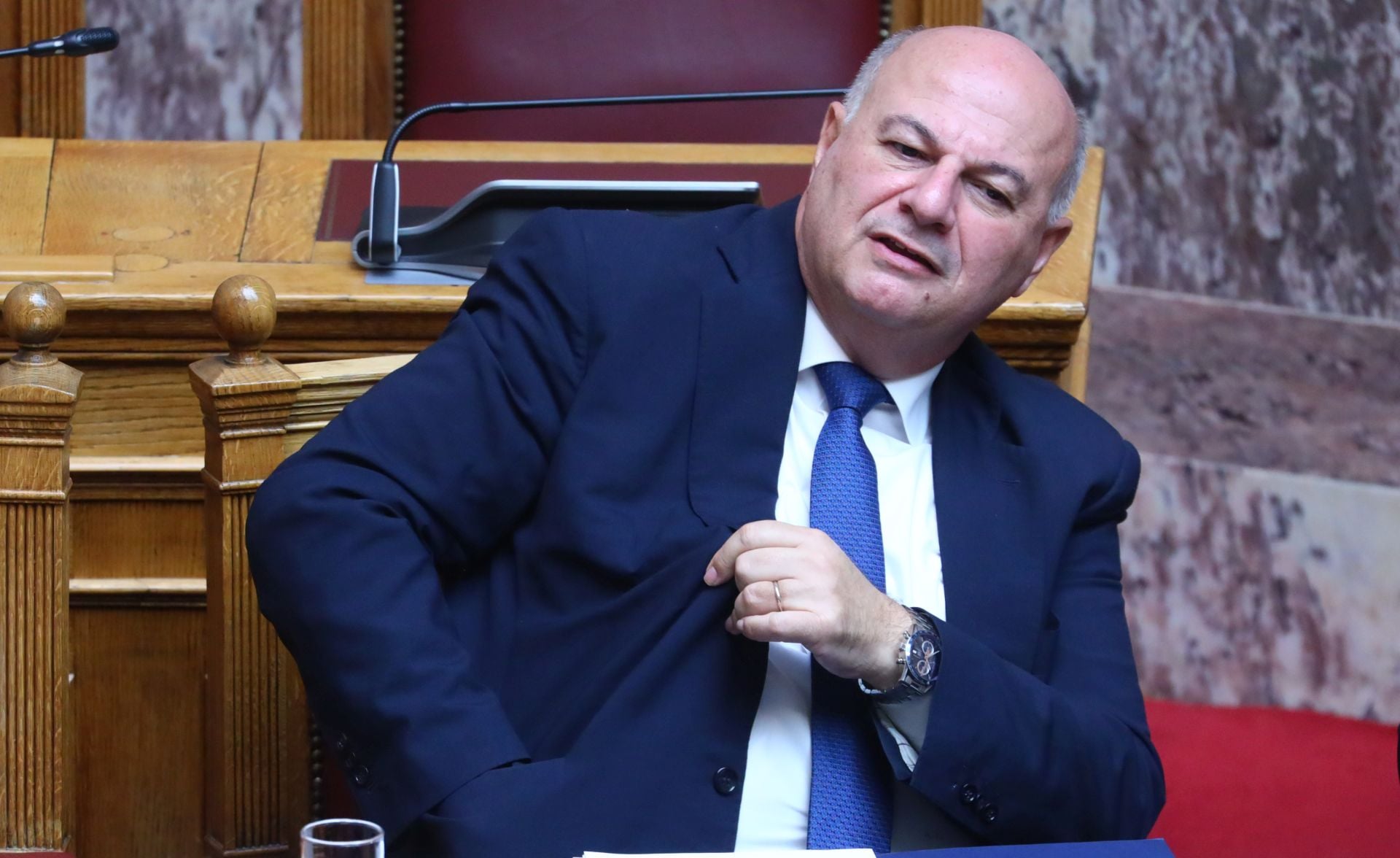 Τσιάρας προς αγρότες: «Ο διάλογος είναι μονόδρομος - Χωρίς ΑΑΔΕ δεν υπάρχει διαφάνεια»