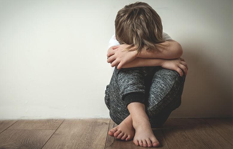 Ένα στα 6 παιδιά αυτοτραυματίζεται – Πρόγραμμα αντιμετώπισης του προβλήματος