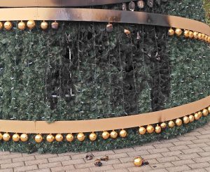 Χίος: Συνελήφθη 23χρονος για τον εμπρησμό του χριστουγεννιάτικου δέντρου