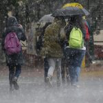 Η κακοκαιρία Byron φέρνει ισχυρές βροχές και καταιγίδες – Στο «κόκκινο» 9 περιφέρειες, μεταξύ αυτών και η Αττική