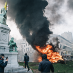 Για να κατευνάσει αγρότες και εκλογικές περιφέρειες η Κομισιόν γυρνά πίσω το ρολόι του προϋπολογισμού