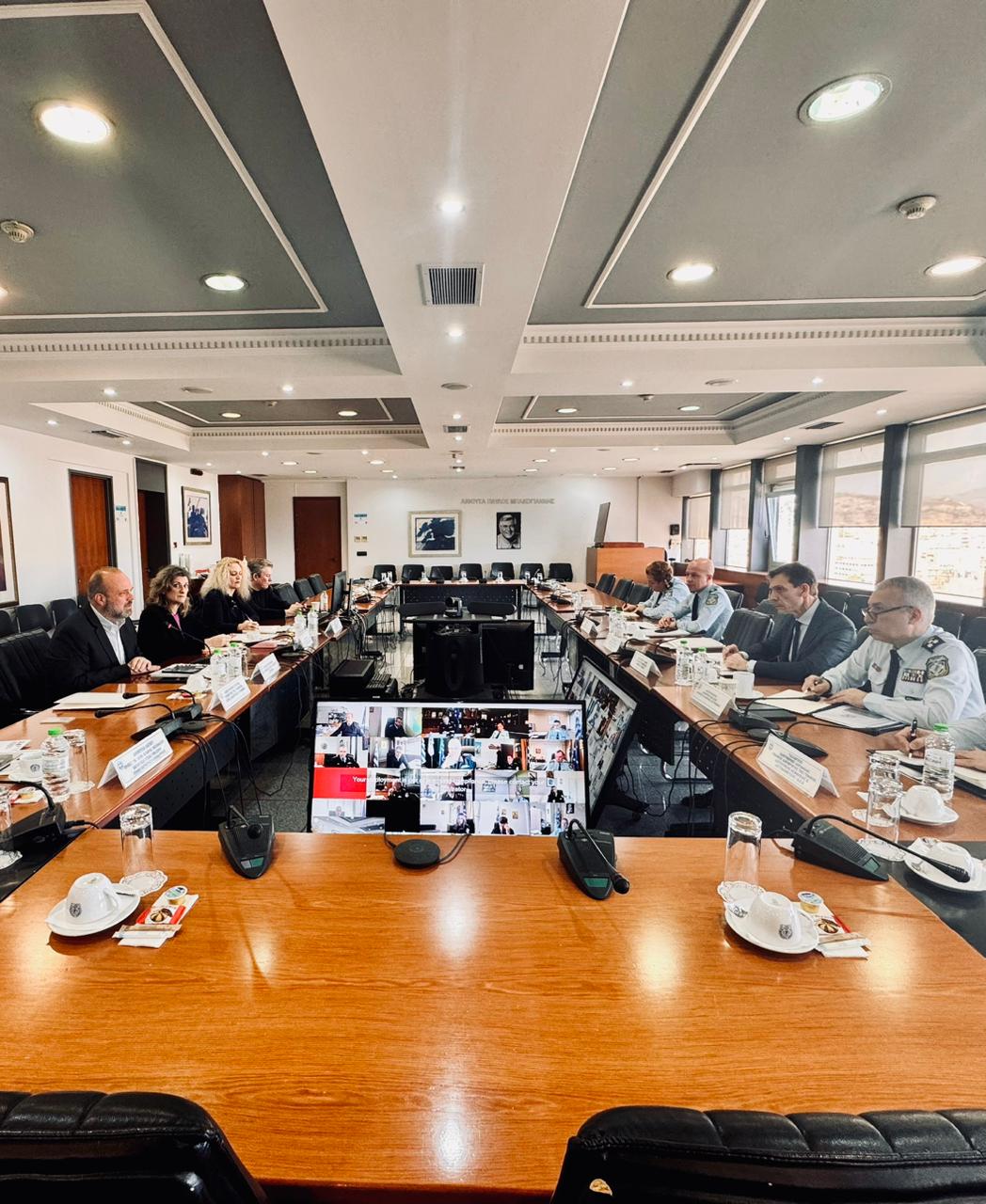 Μέχρι τέλος 2026 εκρίζωση ευλογιάς βλέπει ο Τσιάρας, σύσκεψη Μητσοτάκη με κτηνοτρόφους για εθνικό σχέδιο ανάπτυξης - Τυροκόμος