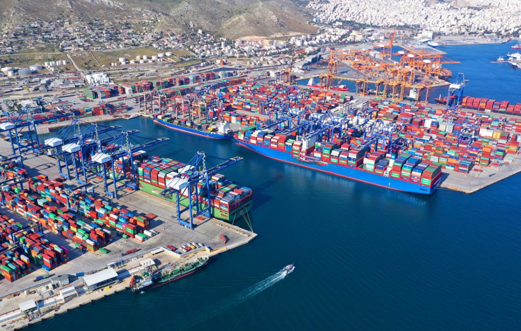 Εισροή υδάτων σε δεξαμενόπλοιο ελληνικής σημαίας στη ναυπηγοεπισκευαστική Περάματος