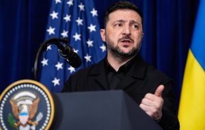 Ο Ζελένσκι ανακοίνωσε την πρώτη τριμερή συνάντηση Ουκρανίας, Ρωσίας και ΗΠΑ