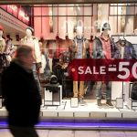 Ξεκινούν στις 12/1 οι χειμερινές εκπτώσεις – Τι πρέπει να γνωρίζουν οι καταναλωτές