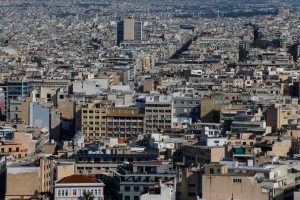 ΕΝΦΙΑ: Πού ισχύουν μειώσεις ως και 50% και «κούρεμα» μέσω ασφάλισης