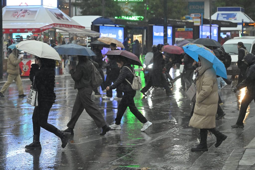 Καιρός: Κρήτη και Μακεδονία σε επιφυλακή - Nέα διαδοχική επιδείνωση - ertnews.gr