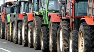 Παραμένουν τα τρακτέρ στους δρόμους - Αποκατάσταση της κυκλοφορίας στην Ε.Ο. Αθηνών Λαμίας