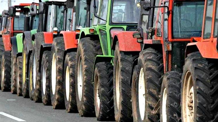 Παραμένουν τα τρακτέρ στους δρόμους - Αποκατάσταση της κυκλοφορίας στην Ε.Ο. Αθηνών Λαμίας