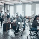 Αυξήσεις θα δουν από σήμερα οι εργαζόμενοι στον ιδιωτικό τομέα από τις φοροελαφρύνσεις – Ειδικές πρόνοιες για νέους και οικογένειες