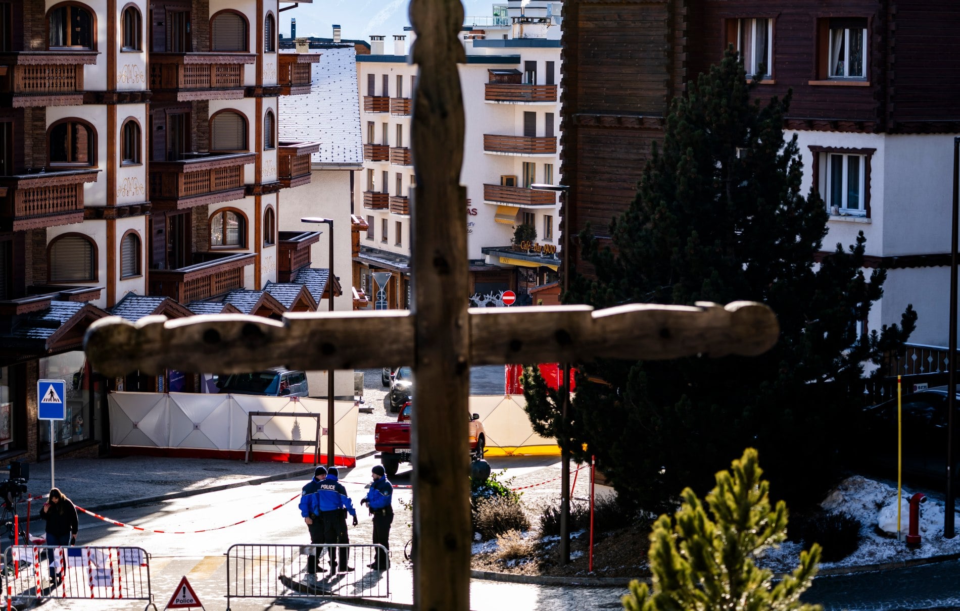 Τραγωδία στο Crans-Montana: Βίντεο ντοκουμέντο από τη στιγμή όπου ξεσπά η φωτιά