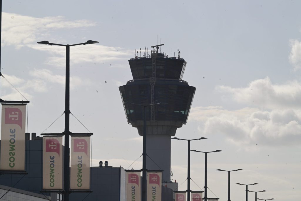 ΠΑΣΟΚ για FIR Aθηνών: Η κυβέρνηση να ενημερώσει άμεσα για τους λόγους της πρωτοφανούς κατάρρευσης