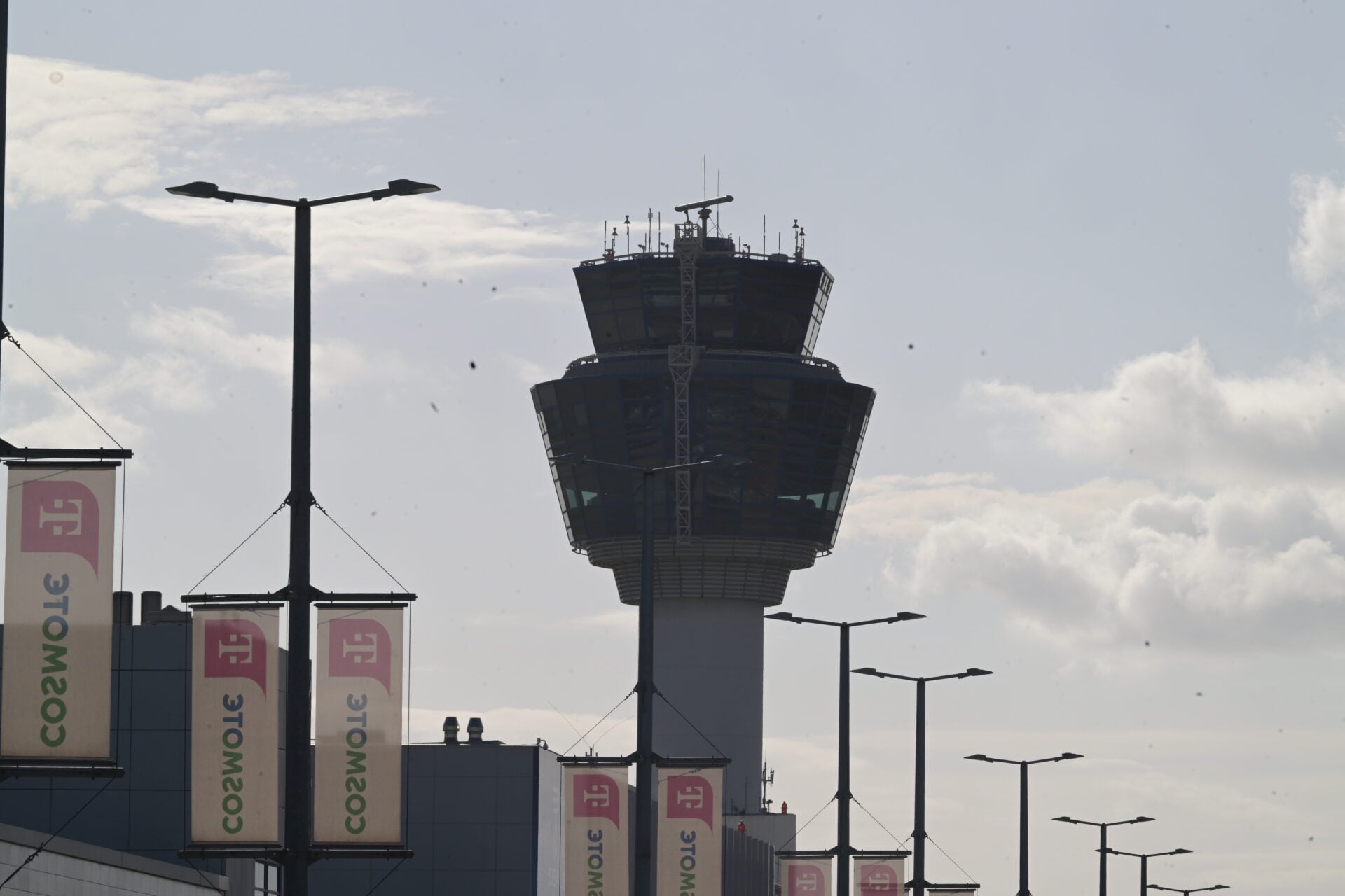 ΠΑΣΟΚ για FIR Aθηνών: Η κυβέρνηση να ενημερώσει άμεσα για τους λόγους της πρωτοφανούς κατάρρευσης