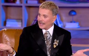 Λάκης Γαβαλάς για Άννα Βίσση: «Μου έγραψε ότι την χρησιμοποιώ για να γίνω διάσημος, ξέρω ποιος την έβαλε να μου το πει αυτό»