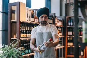 Ευκαιρία για έξαρση εξαγωγών προς Ινδία βλέπει η ευρωπαϊκή βιομηχανία οίνου μετά τη συμφωνία «μαμούθ»