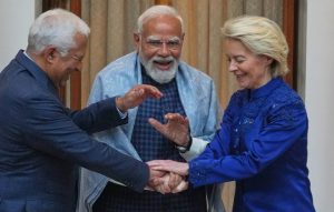 Εμπορική συμφωνία ΕΕ-Ινδίας για ελεύθερες συναλλαγές, η οποία δημιουργεί «πολυάριθμες ευκαιρίες» – Η διαπραγμάτευση διάρκεσε περισσότερο από 20 χρόνια