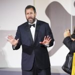 Ο Άνταμ Σάντλερ υποσχέθηκε ότι θα γυρίσει άλλες 50 ταινίες προτού αποσυρθεί