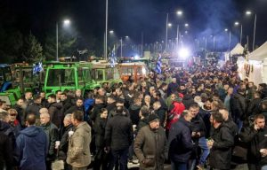 «Ναι» σε συνάντηση με τον πρωθυπουργό από τους «σκληροπυρηνικούς» αγρότες