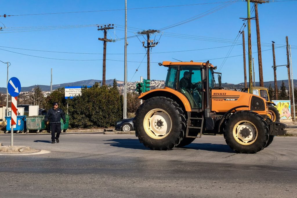 Ψάχνουν και δεν βρίσκουν πρόθυμους για τη συνάντηση στο Μαξίμου