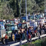 Συνεχίζουν τις κινητοποιήσεις τους οι αγρότες του μπλόκου της Νίκαιας