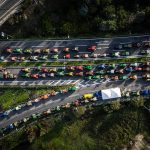 Κλιμακώνουν τις κινητοποιήσεις οι αγρότες παρά τα μέτρα της κυβέρνησης – Ζητούν συνάντηση με τον πρωθυπουργό