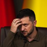 Ουκρανία: Ο Ζελένσκι προχωρά στην αντικατάσταση του υπουργού Άμυνας